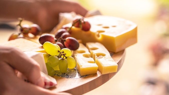 cheese-platter-6153716_960_720